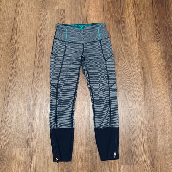 Lululemon Rebel Runner Crop Striped Legging Size 4 - Picture 1 of 12